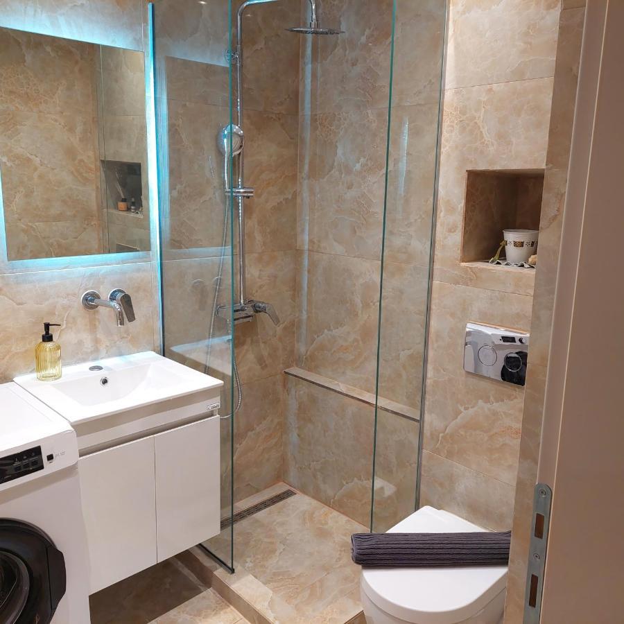 Budget Apartment To The Center Thessaloníki Exteriör bild